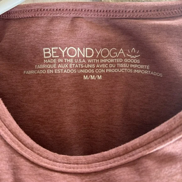 Beyond yoga top - Picture 3 of 3